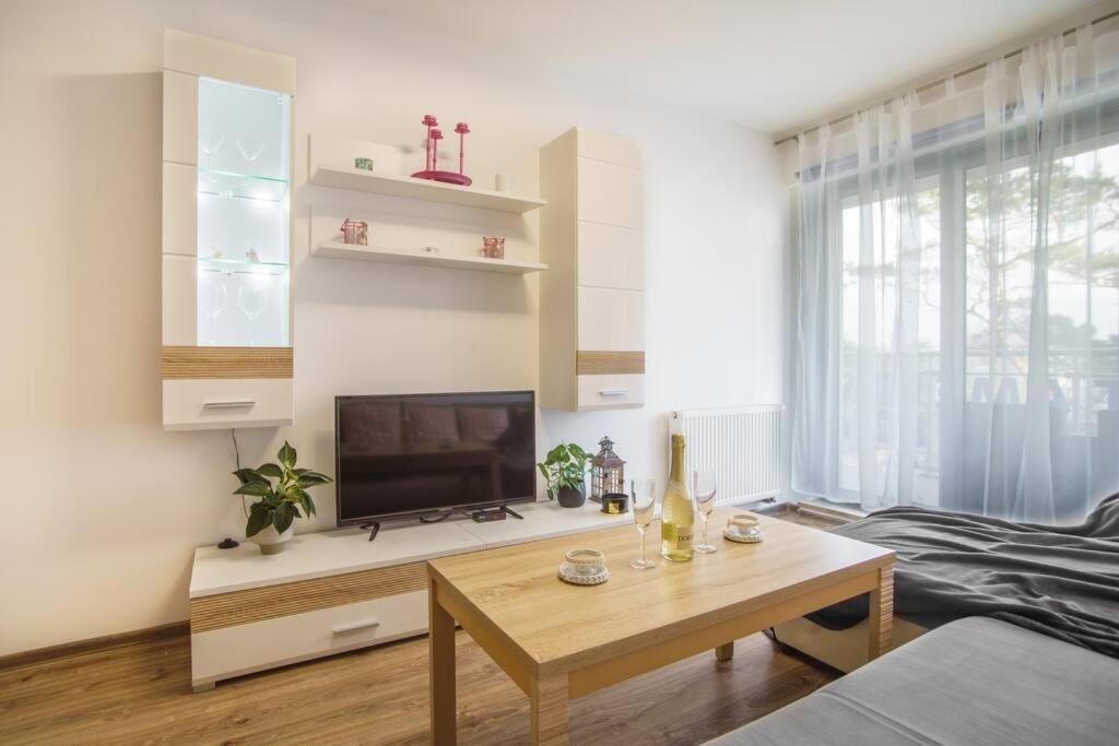 Mojemiedzyzdroje 402 Apartment Luaran gambar