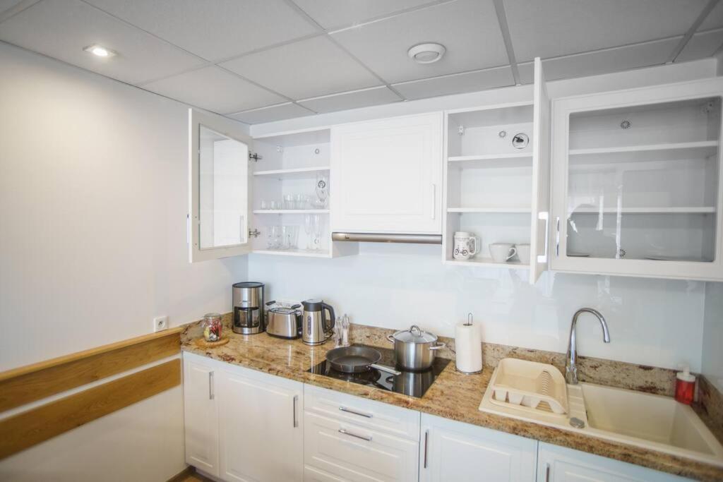 Mojemiedzyzdroje 402 Apartment Luaran gambar